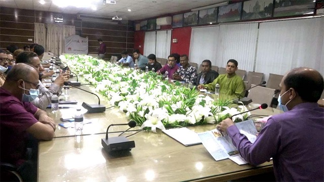 লক্ষ্মীপুরে ঘর হস্তান্তর বিষয়ে জেলা প্রশাসনের মতবিনিময়