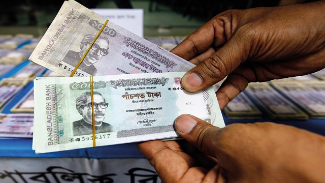 করোনাকালেও রেমিট্যান্সে উন্নতি বাংলাদেশের