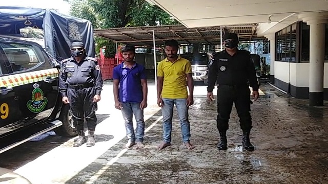 চাঞ্চল্যকর জোড়া খুনের প্রধান আসামীসহ দুইজনকে গ্রেফতার করেছে র‌্যাব