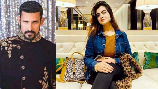 নাসিরকে ইঙ্গিত করে সাবেক প্রেমিকার স্ট্যাটাস!