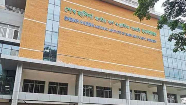 আশুলিয়ায় গ‌্যাস লিকেজ থেকে বিস্ফোরণে দগ্ধ ৬