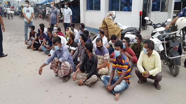 সৈয়দপুরে লকডাউন উপেক্ষা করায় ২০ জনের ১৫ দিনের কারাদন্ড