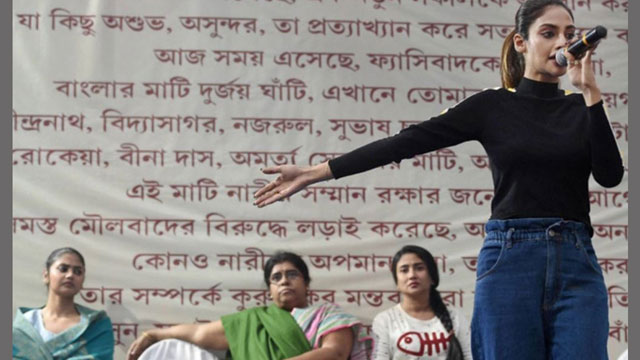 বিজেপির বিরুদ্ধে কঠোর আওয়াজ তুললেন নুসরাত