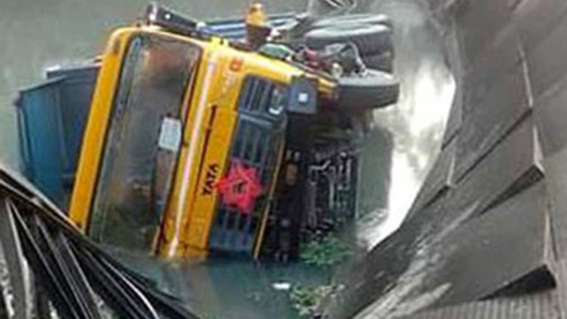 রাঙামাটির কুতুকছড়িতে বেইলি ব্রিজ ভেঙে নিহত ৩
