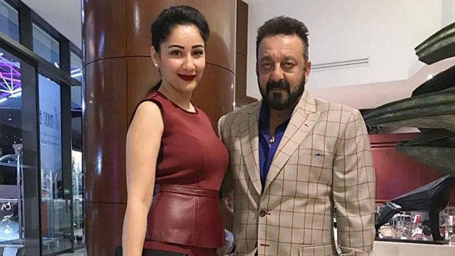 স্ত্রীকে ২৬ কোটি রুপির উপহার দিলেন সঞ্জয় দত্ত
