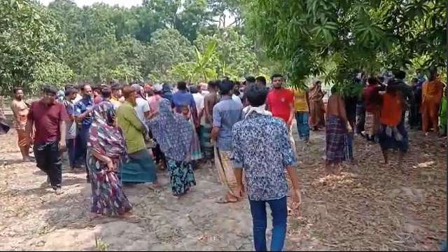 স্ত্রীকে পিটিয়ে হত্যার অভিযোগ, স্বামী পলাতক