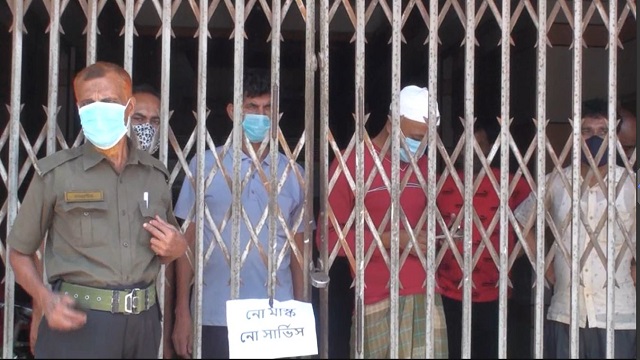 ভারত থেকে দেশে ফেরা ১৪০ জনের মানবেতর জীবন যাপন