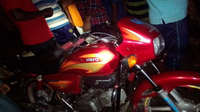 সাতক্ষীরা দেবহাটায় সড়ক দুর্ঘটনায় একই মোটর সাইকেলে থাকা তিন যুবক নিহত