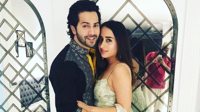 অবশেষে বিয়ের পিঁড়িতে বরুণ-নাতাশা