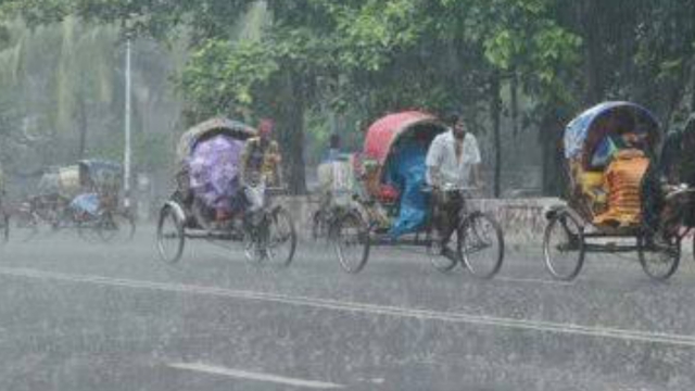 রাজধানীসহ সারাদেশে গুঁড়িগুঁড়ি বৃষ্টি