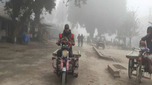 তেঁতুলিয়ায় তীব্র শৈত্যপ্রবাহ, তাপমাত্রা ৫ ডিগ্রির ঘরে