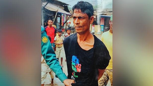 স্ত্রীকে গলা কেটে হত্যার অভিযোগে স্বামী আটক