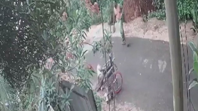 সিসিটিভিতে ধরা পড়ল বৃদ্ধকে হত্যার দৃশ্য