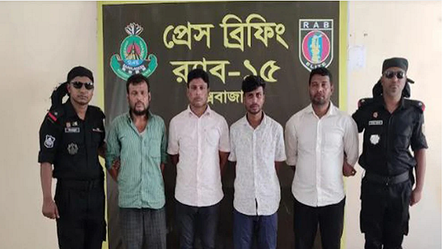 উখিয়ায় কলেজ ছাত্রকে নির্যাতন, গ্রেফতার ৪