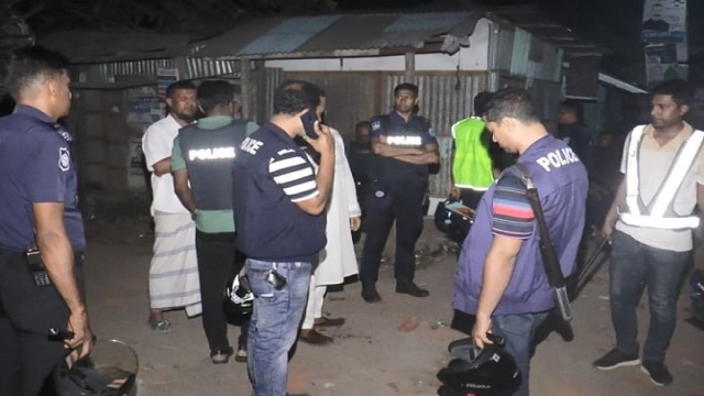 আধিপত্য বিস্তার নিয়ে দু’পক্ষের সংঘর্ষ, পুলিশসহ আহত ১০