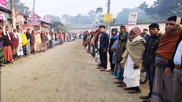 কুষ্টিয়ায় দোষীদের বিচার দাবিতে বিক্ষোভ