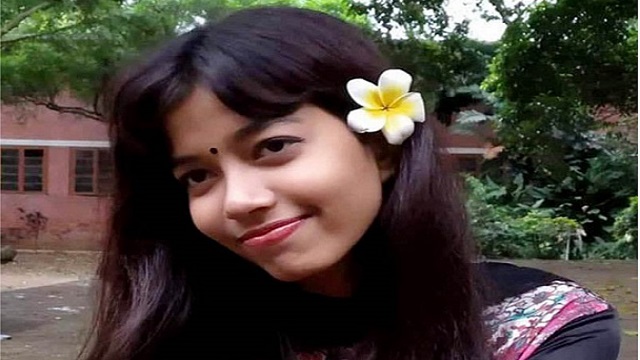 ভিকারুননিসার দুই শিক্ষিকার বিরুদ্ধে গ্রেপ্তারি পরোয়ানা
