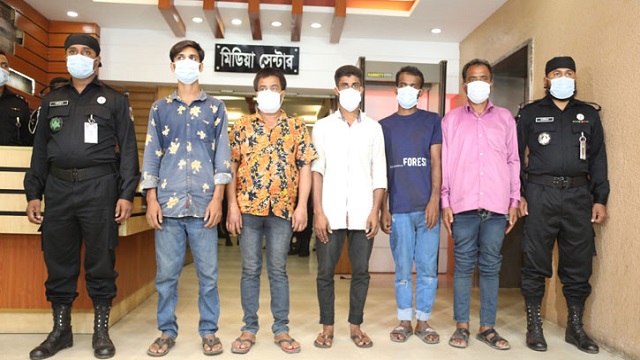গাড়ি চোর চক্রের জাল ছিঁড়ল র‍্যাব