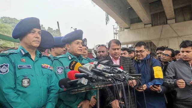নাশকতা নাকি দুর্ঘটনা, তদন্ত সাপেক্ষে জানা যাবে: ডিএমপি কমিশনার