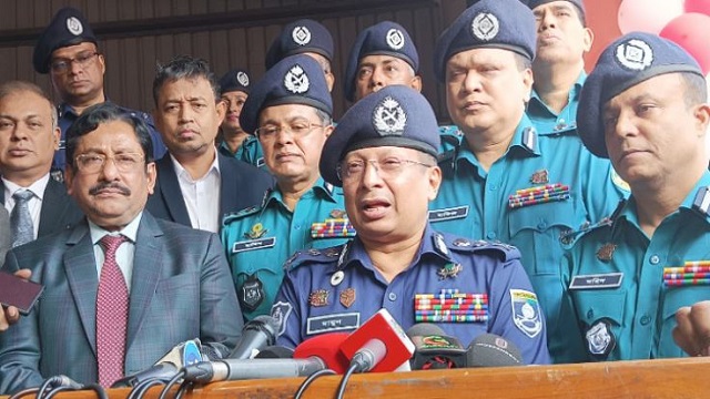  ইসির নির্দেশে সন্ত্রাসীদের গ্রেপ্তার করা হচ্ছে: আইজিপি