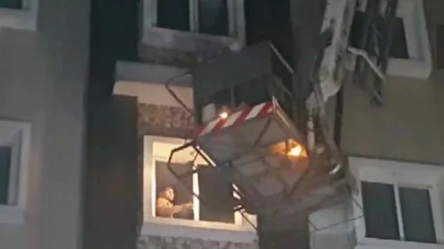 ভারতে ইলেকট্রিক স্কুটারের শো-রুমে আগুন, নিহত ৮