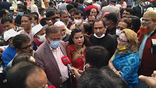 ঘুড়ি উৎসবে তথ্যমন্ত্রী