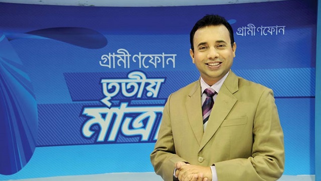 উপস্থাপক জিল্লুর রহমানের বাড়িতে পুলিশ