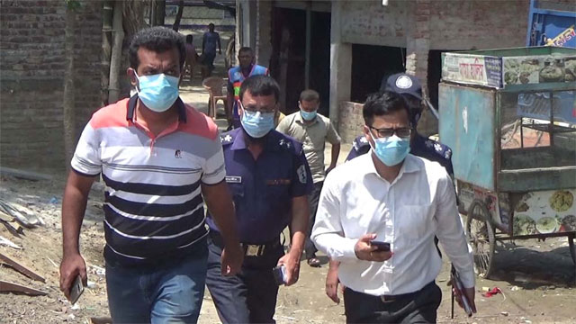লক্ষ্মীপুরে মেঘনায় অবৈধ যাতায়াত ঠেকাতে অভিযান