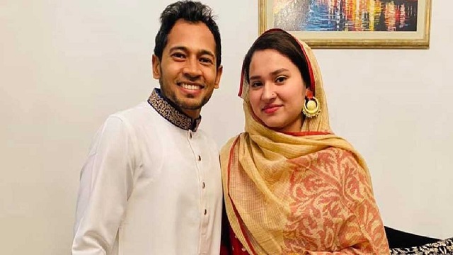 কন্যাসন্তানের বাবা হলেন মুশফিকুর রহিম, ছবি পোস্ট করে কী বললেন তিনি...