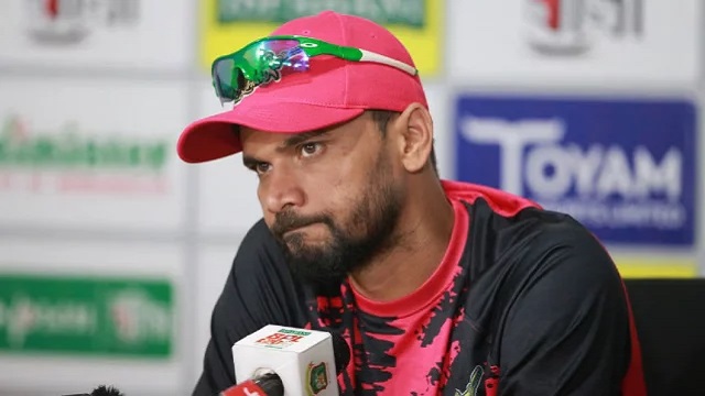 বিপিএল শেষ মাশরাফির!