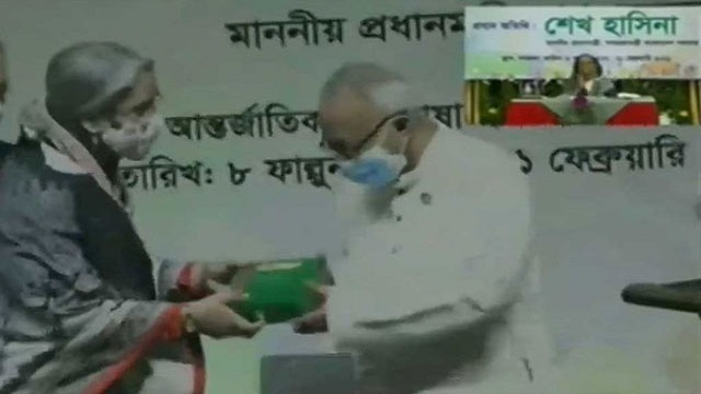 ‘আন্তর্জাতিক মাতৃভাষা পদক’ পেলেন ৩ গুণী, এক প্রতিষ্ঠান