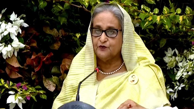 সংবাদ সম্মেলনে প্রধানমন্ত্রী