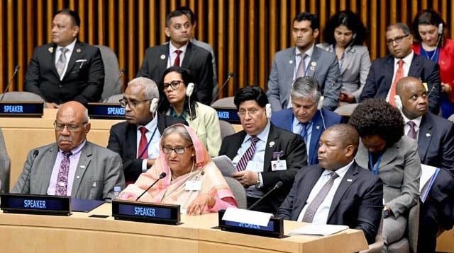 জলবায়ু সংকট এড়াতে ধনী দেশগুলোকে সততার সঙ্গে কাজ করতে হবে, বললেন প্রধানমন্ত্রী