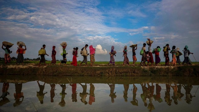 ভাসানচরে রোহিঙ্গা স্থানান্তরে সরকারের দুই প্রস্তাব