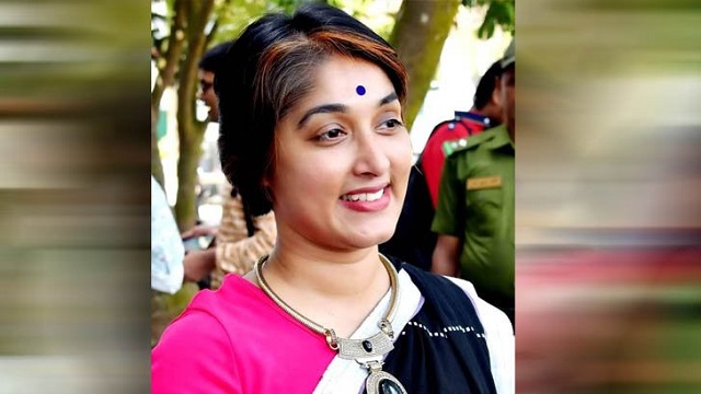 চুল কেটে দেওয়া সেই শিক্ষিকার পদত্যাগ