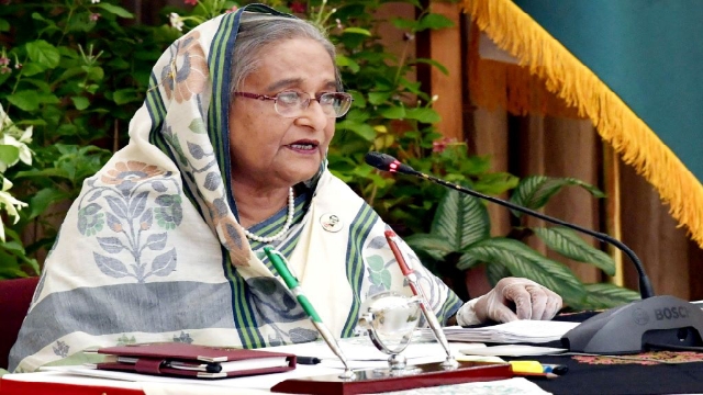 উন্নয়ন প্রকল্প নিয়ে প্রধানমন্ত্রীর পরামর্শ
