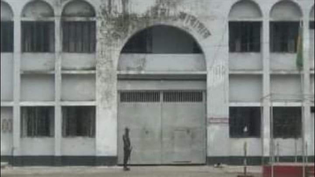  কারাগারে এইচএসসি পরীক্ষা দিচ্ছে ৫ পরীক্ষার্থী 