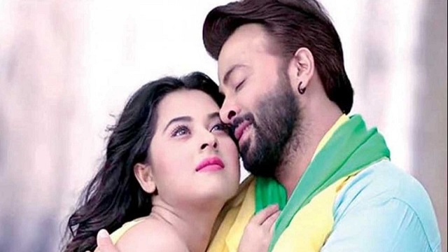 শাকিবের সঙ্গে বিচ্ছেদ নিয়ে এবার মুখ খুললেন বুবলী