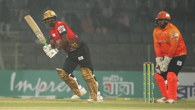 ২১০ রান তাড়া করে কুমিল্লার অবিশ্বাস্য জয়