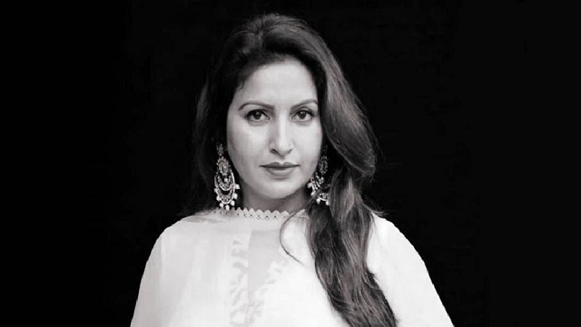 না ফেরার দেশে চলে গেলেন অভিনেত্রী সোনালি ফোগাট 