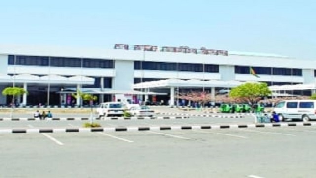 প্লেনের খালি সিটে মিলল কোটি টাকার স্বর্ণ