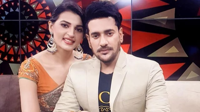 ৭৪ তারকা শিল্পীকে নিয়ে ‘দিন দ্য ডে’ দেখবেন অনন্ত-বর্ষা!