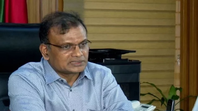 কোনোভাবেই নির্বাচনকে প্রশ্নবিদ্ধ হতে দেওয়া যাবে না: ইসি আনিছুর রহমান 
