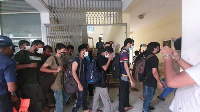 গোয়েন্দা তথ্যের ভিত্তিতে ৩৪ শিক্ষার্থী গ্রেপ্তার, চাওয়া হবে রিমান্ড 