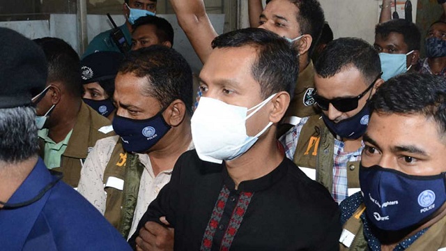  পিবিআই প্রধানের মামলা থেকে বাবুল আক্তারকে অব্যাহতি