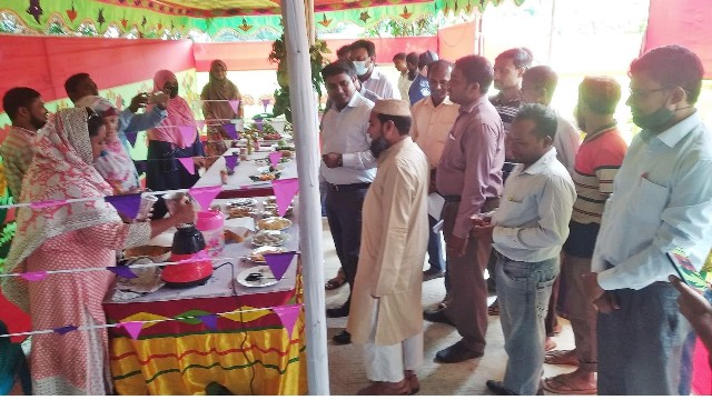 ফকিরহাটে জাতীয় ফল মেলায় ৪০ প্রজাতির ফল !