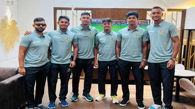 চ্যাম্পিয়ন হওয়ার আশা নিয়ে দেশ ছাড়ল টাইগাররা