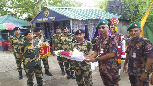 হিলি সীমান্তে বিজিবি-বিএসএফ বৈঠক অনুষ্ঠিত, কেন এই ঘণ্টাব্যাপী সৌজন্য সাক্ষাৎ?