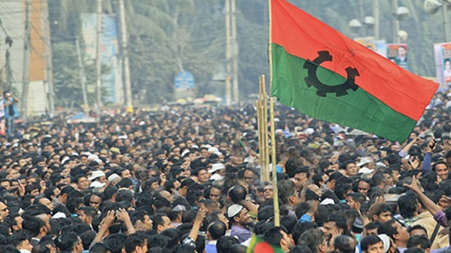 বিএনপির বিজয় র‌্যালিতে নেতাকর্মীদের ঢল