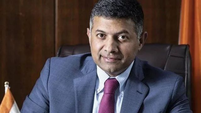 দিল্লি ফিরে গেলেন বিক্রম দোরাইস্বামী